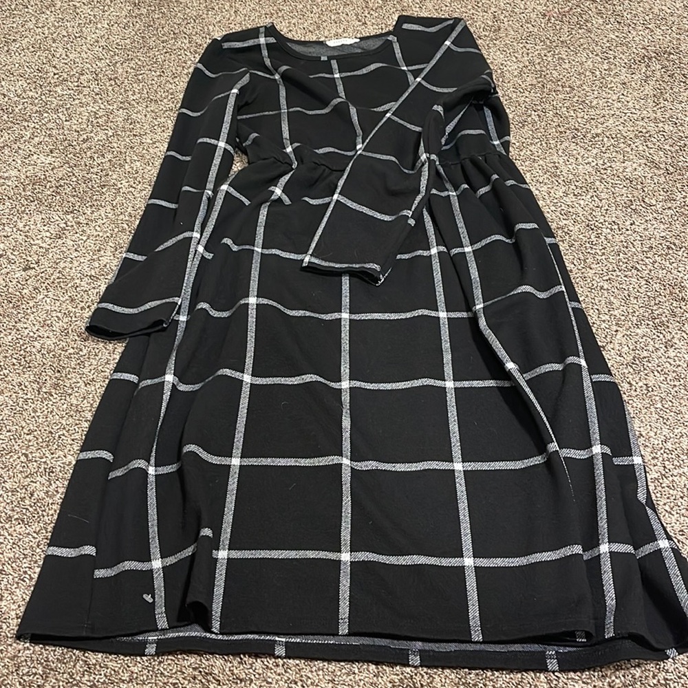 Long sleeve high quality dress!